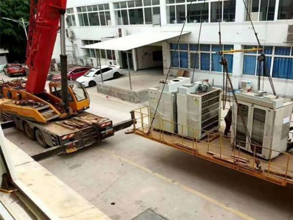 饶河县吊车租赁电话_哪些影响吊车出租价格